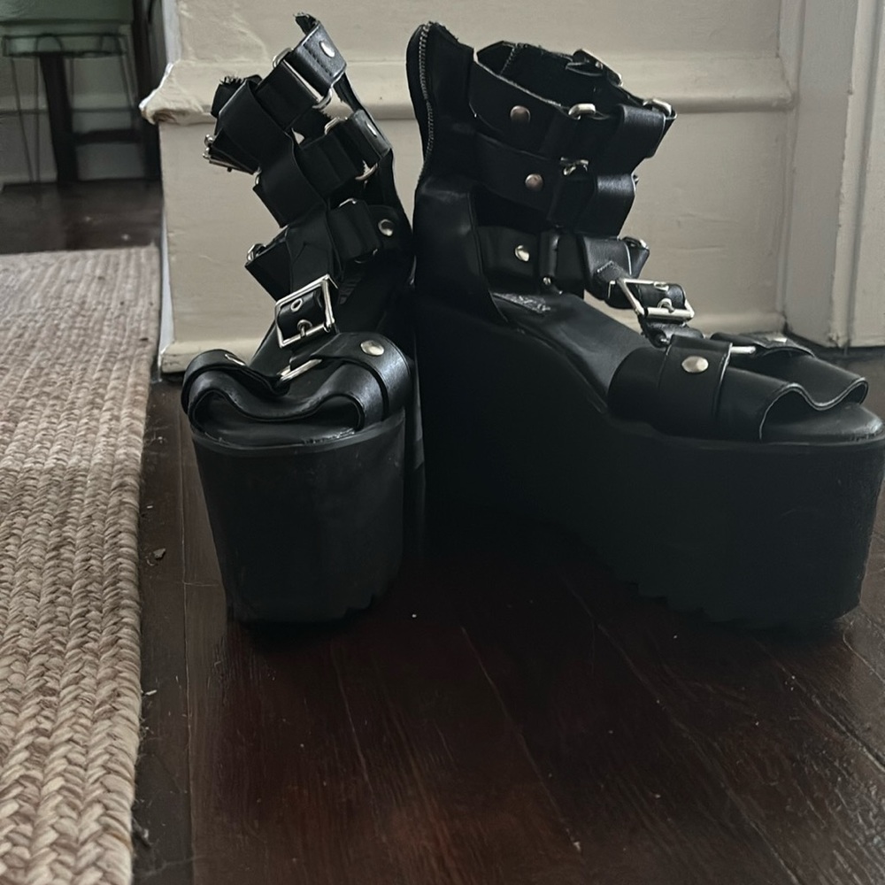 Killstar sandals
